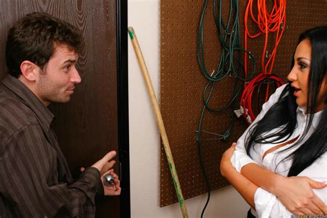 Audrey Bitoni Break Room Porn Pic