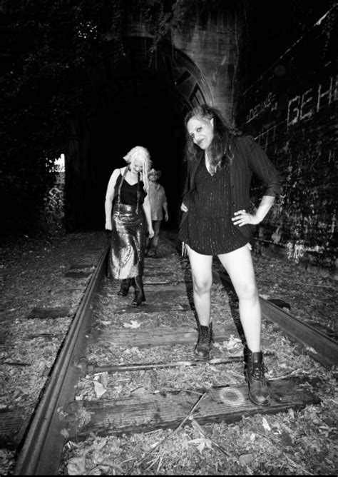 Meet Moushumi Ghose Sex Therapist Shoutout La