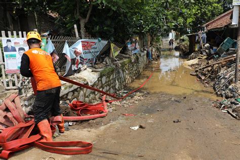 Kunjungi Dayeuhkolot Bandung Kepala Bnpb Bencana Banjir Tak Ada