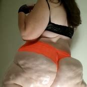 Jello Booty White Mature Shesfreaky