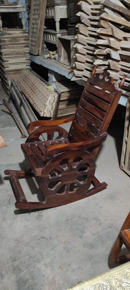 Sheesham Wood Wooden Rocking Chair Without Cushion At Rs 11000 In Jodhpur