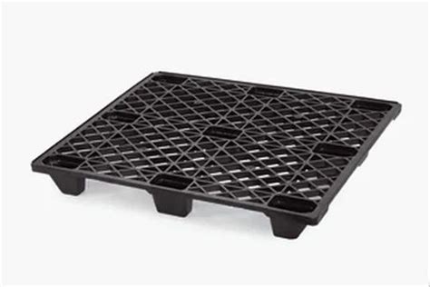 Black Roto Molded Plastic Pallets For Material Handling Capacity