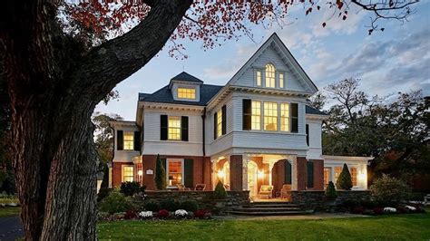 Coastal Escape: Queen Anne Victorian in North Hampton, NH, Is Listed ...