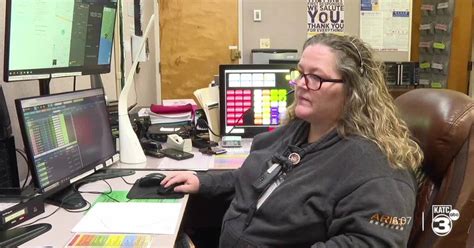 911 dispatchers: Heroes underneath the headset