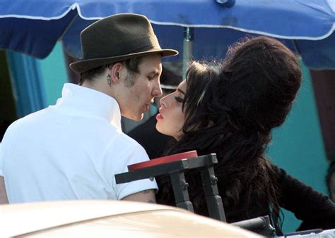 Remembering Amy Winehouse Her Life In Pictures