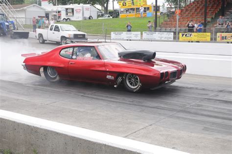 Pontiac Drag Racing – The Pontiac U.S. Nationals