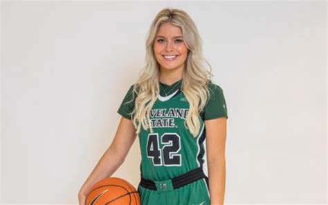 Womens College Basketball Star Goes Viral For Barbie Inspired Photos