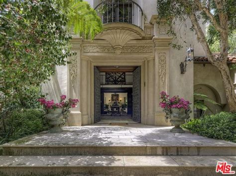 Take A Look Inside The Glorious Vincent Price Estate — Currently For Sale