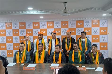 Four Arunachal Mla Switch Ahead Of Polls To Bjp Sangbad Pratidin