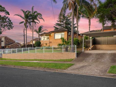 28 Sturt Street Campbelltown Nsw 2560 Property Details