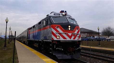 Railfanning Westmont Il Metra Bnsf Rush Hour Youtube