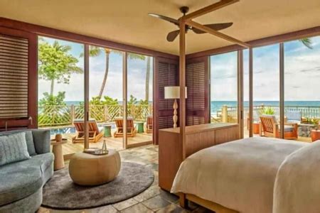 Top 7 Nude Beaches Of Oahu