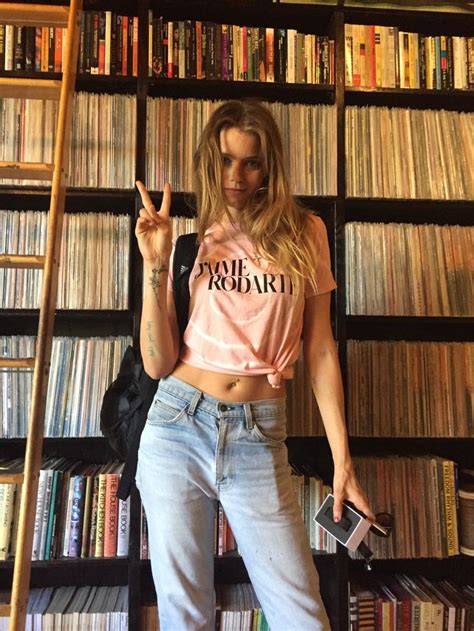abbey lee kershaw net worth