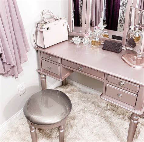 Pink Makeup Vanity Ideas Vanity Decor Beauty Room