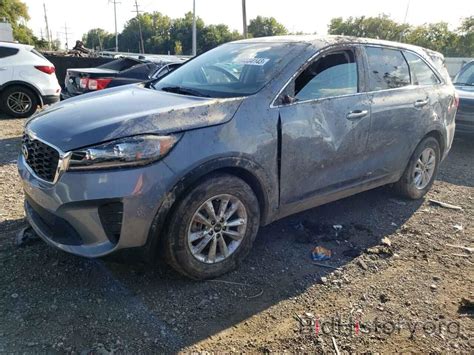 Report 5XYPG4A36KG603722 KIA SORENTO 2019 GRAY GAS Price And Damage