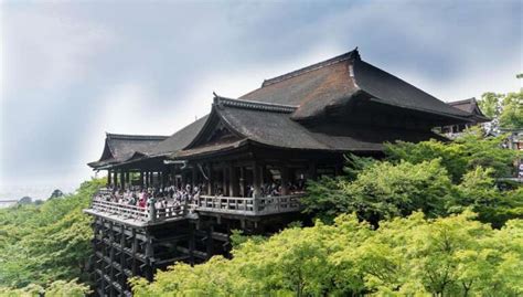 20 Famous Temples In Japan to Visit - Backpackingman