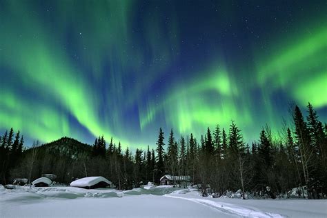 Chris McLennan Photography — Photograph the Northern Lights in Alaska