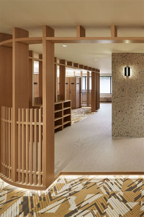 Taiheiyo Club Yachiyo Mens Locker And Bath Room Dream Closet Design