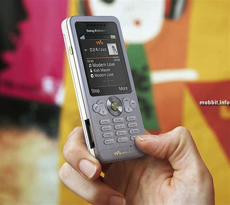 MOBBIT: Your Mobility / Sony Ericsson W302 Walkman – тонкий музыкальный ...
