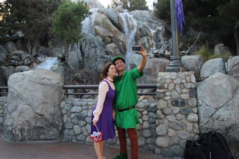 Robin Hood and Maid Marian Costumes - DIY DIsney!