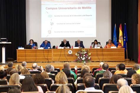 La UGR inaugura un nuevo curso académico con retos y desafíos