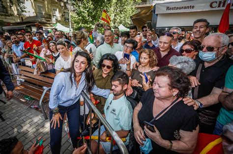 Fotos Las imágenes del acto de campaña de Vox en Granada con Abascal y