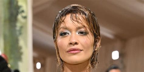 Rita Ora S Super Naked Dress Was Made Out Of Beads From Second Century B C In 2024 Naked