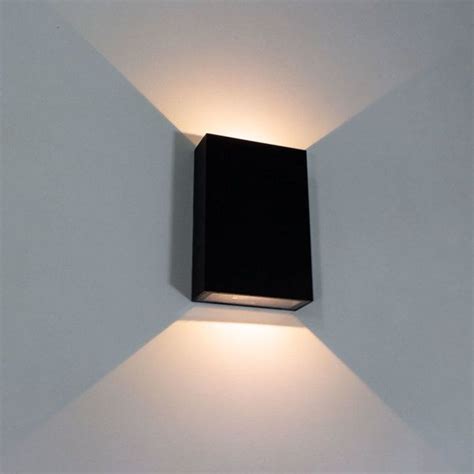 Kit 04x Arandela Led Preta Led 4w 3000k 12cm Muro Parede Externa Paris