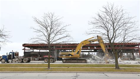 Goodbye, Lakeview Centre