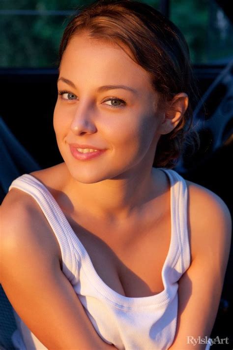 What S The Name Of This Porn Star With Big Boobs And Pink Underwear