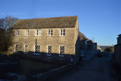 The Old Malthouse © N Chadwick Cc By Sa20 Geograph Britain And Ireland