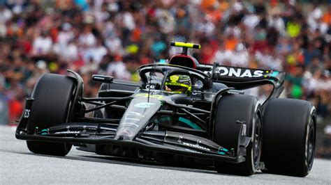 Mercedes F1 Performance Improves After Adjustments To Its Racecar