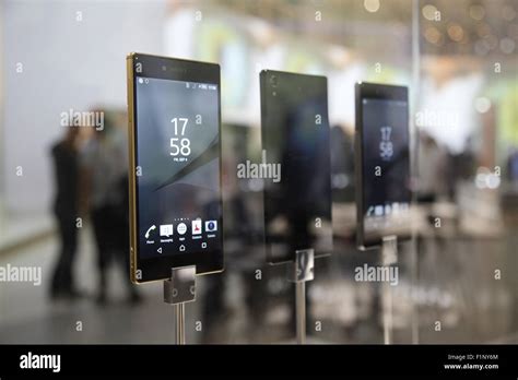 Sony xperia 2015 hi-res stock photography and images - Alamy