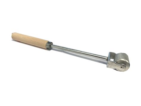 Stp Professional Mounting Metal Roller With Long Handle Heat Shieldings