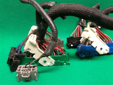 Wiring Harness Plug Connector 14 Dodge Durango Tipm Fusebox P68137440ab Ebay