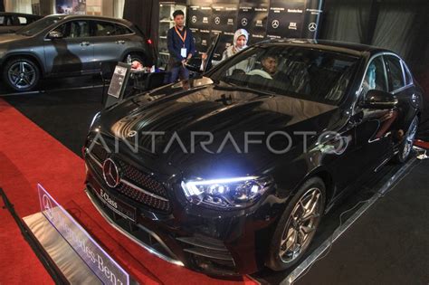 Proyeksi Penjualan Mobil Tahun 2023 ANTARA Foto