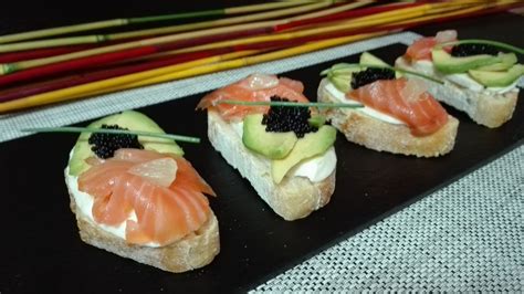 10 CANAPÉS FÁCILES Y RICOS PARA CUALQUIER OCASIÓN ACOMERYPUNTO