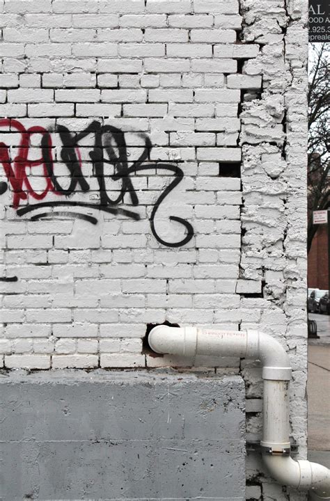 Graffiti With Pipe Vertical By Jjpoatree On Deviantart