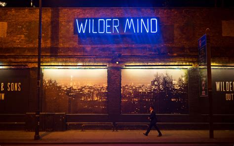 Mumford & Sons: Wilder Mind - BUILDHOLLYWOOD