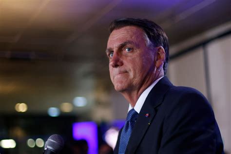 Bolsonaro Fica Em Silêncio Em Depoimento à Pf Sobre Suposta Tentativa