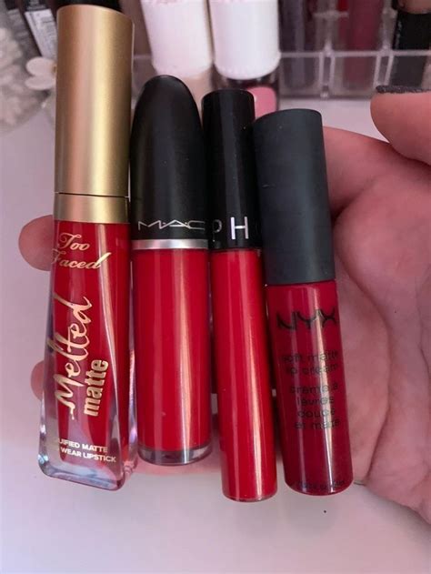 Pin By Angelina Suzuya On Makeup Lipstick Makeup Makeup Accesories