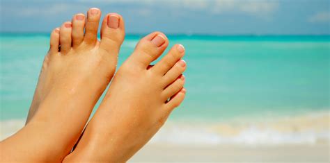 Keeping Your Pedicure Looking Fresh At The Beach