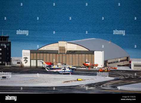 Svalbard longyearbyen airport spitzbergen arctic hi-res stock ...