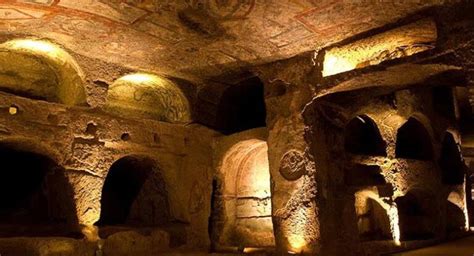 Catacombe Di San Gennaro Storia Orari Prezzi Come Arrivare