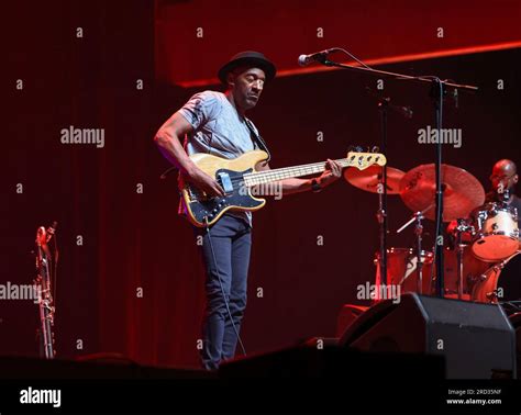 Marcus Miller Bassist Hi Res Stock Photography And Images Alamy