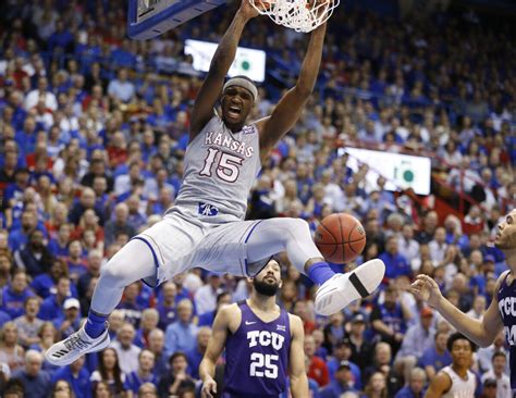 Carlton Bragg Jr Leaving Kansas Ku Sports