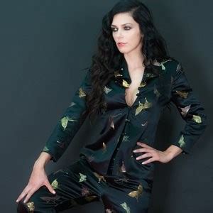 Adrianne Curry Naked 50 Photos Part 2 Leaked Nudes Celebrity Leaked Nudes