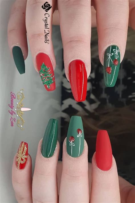 Dark Green Nails Ideas To Consider For 2020 Stylish Belles Green