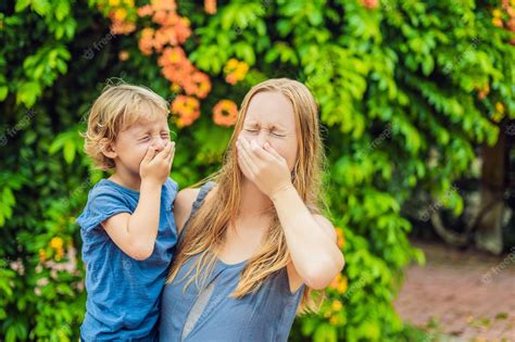 Understanding Cottonwood Tree Allergy: Symptoms, Causes, and Treatment ...