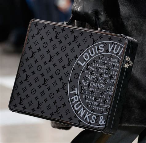 Louis Vuitton Debuts New Monogram Eclipse Print At Mens Fall 2016 Show Purseblog Louis